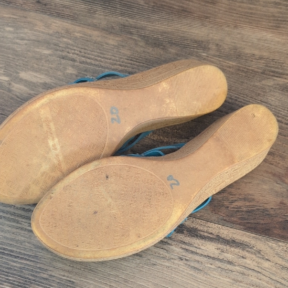 Italian Shoemakers Blue Studded Sandals 7 - Picture 5 of 8
